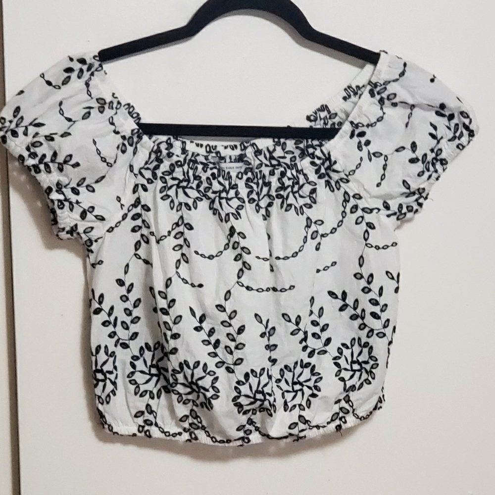 American Eagle top